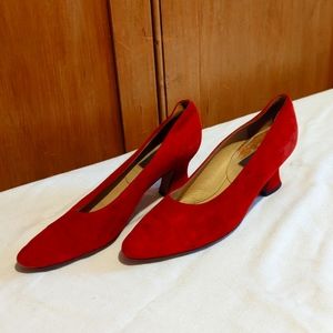 7.5 Classiques Entire Red Suede Heels